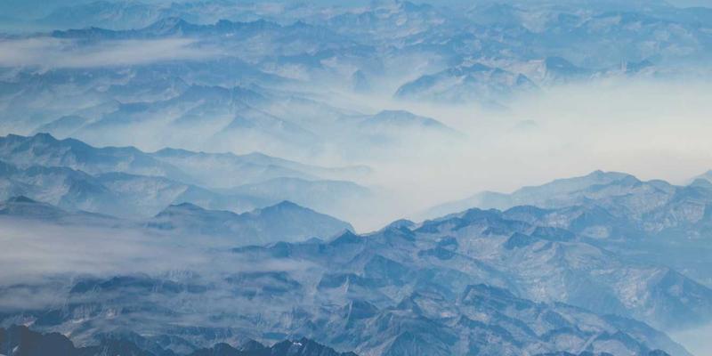 量子计算冲击现代密码学：软件工程与信息技术安全的新边疆